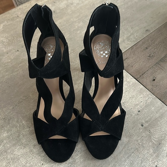 Vince Camuto Shoes - Vince Camuto Black Suede heels